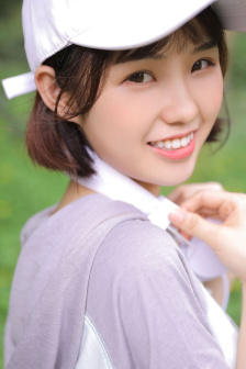 年轻女仆